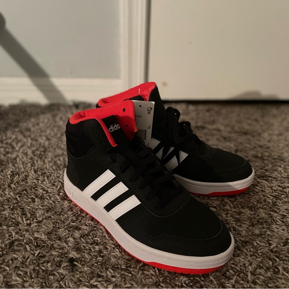 Adidas Hoops 2.0 Mids